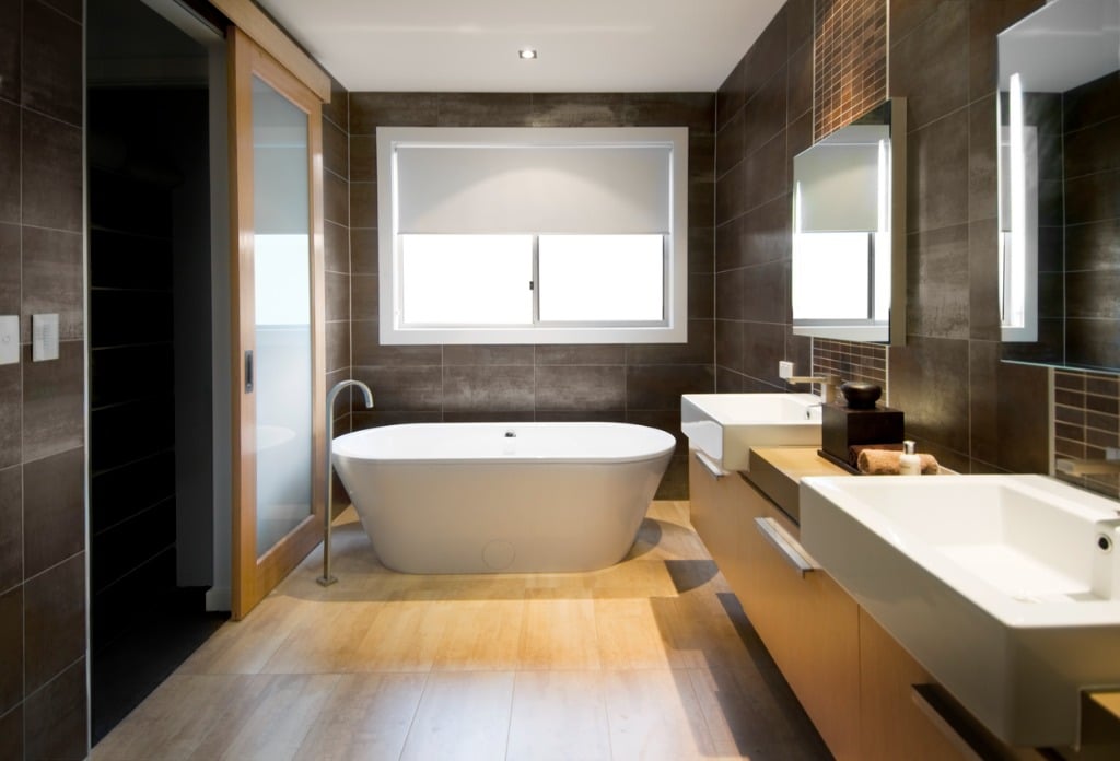 How to Protect Hardwood Floors in Your Bathroom 1 wood-floor-bathroom