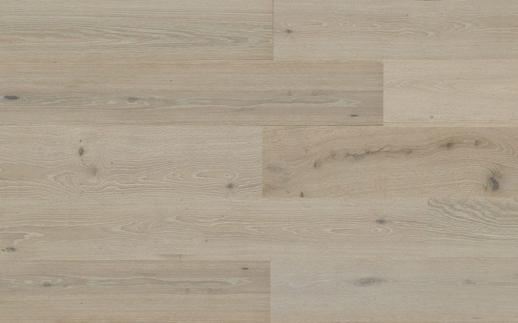 Royal Oak Designer French Vanilla hardwood flooring sample, showcasing a light, creamy finish with subtle grain patterns, designed for elegant interiors.